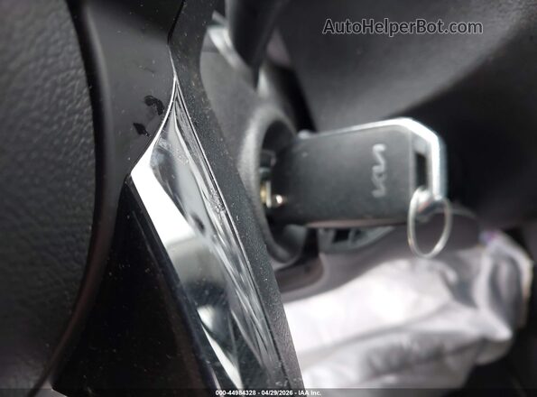 5XYRGDLC5NG097021 2022 KIA SORENTO Black Dashboard view