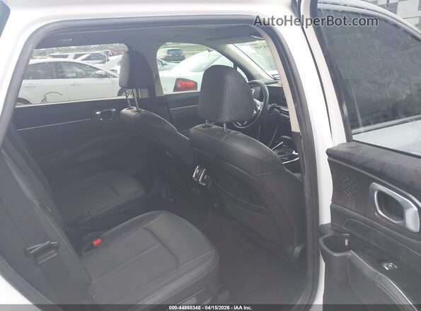 5XYRK4JF8RG304714 2024 KIA SORENTO White VIN sticker view