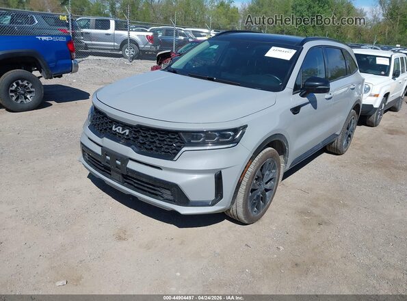 5XYRKDLF2NG136365 2022 KIA SORENTO Gray 