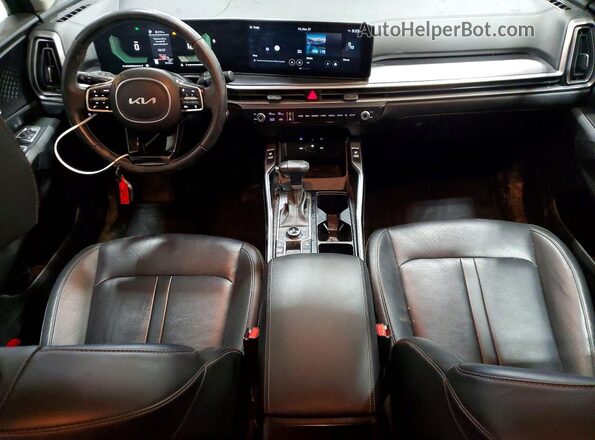 5XYRLDJCXRG278264 2024 KIA SORENTO Gray Widok deski rozdzielczej