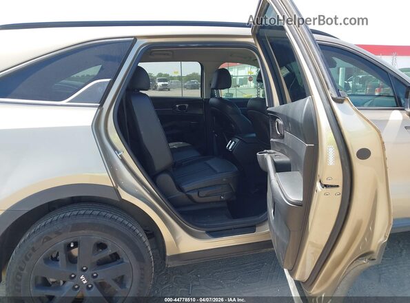 5XYRLDLC0MG061702 2021 KIA SORENTO Gold 