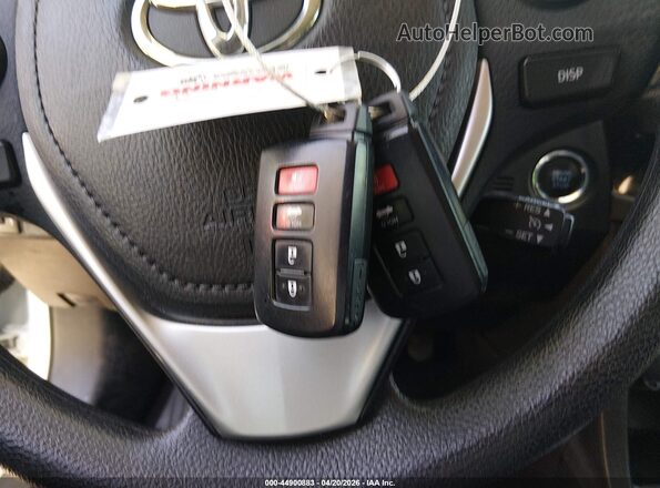 5YFBPRHE4GP479967 2016 TOYOTA LL Белый Вид панели приборов