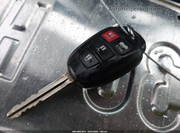 5YFBURHE4JP811471 2018 TOYOTA LL Blue Vista del salpicadero
