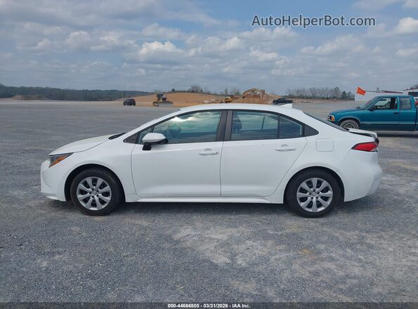 5YFEPMAE1NP275666 2022 TOYOTA LL White 