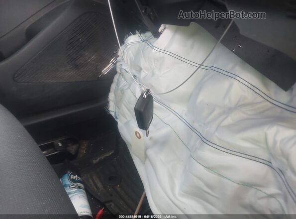 5YFEPMAE6MP194807 2021 TOYOTA LL White Առջևի վահանակի տեսք