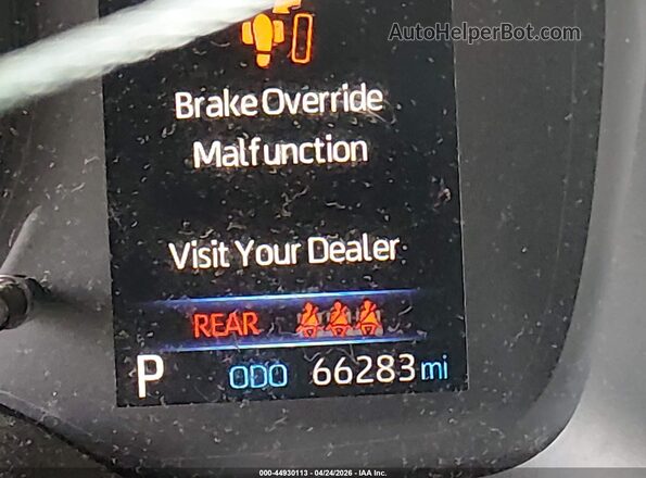 5YFEPMAE8MP204284 2021 TOYOTA LL Серебряный 