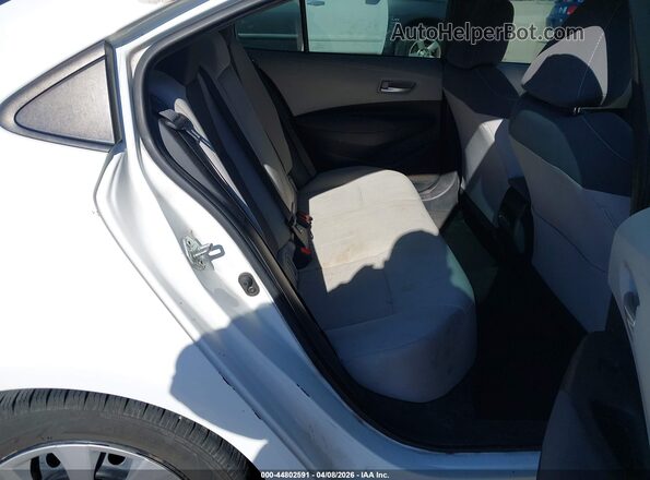 5YFEPMAE8MP215401 2021 TOYOTA LL White Սալոնի դիմացի տեսք