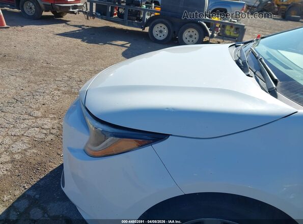 5YFEPMAE8MP215401 2021 TOYOTA LL White Դիմացի տեսք