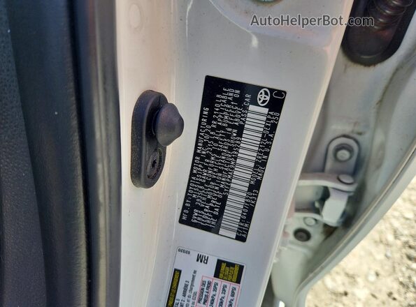 5YFEPMAE9MP185289 2021 TOYOTA LL White ძრავის განყოფილების ხედი