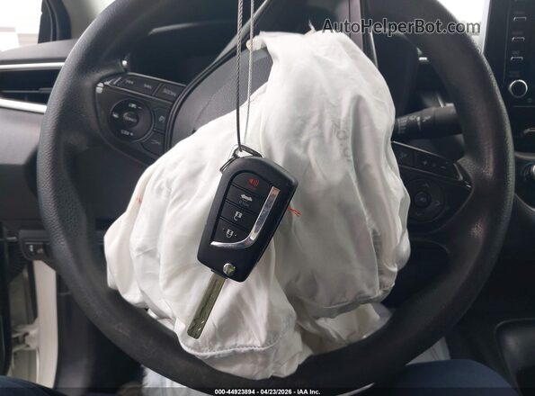 5YFEPMAEXMP266348 2021 TOYOTA LL White Вид панелі приладів