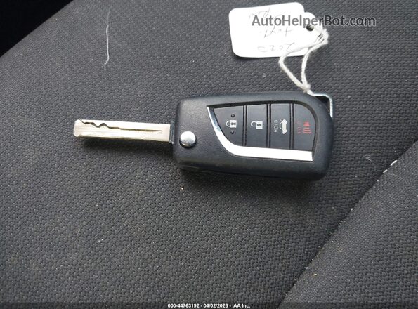 5YFEPRAE9LP009984 2020 TOYOTA LL Burgundy Vista del salpicadero