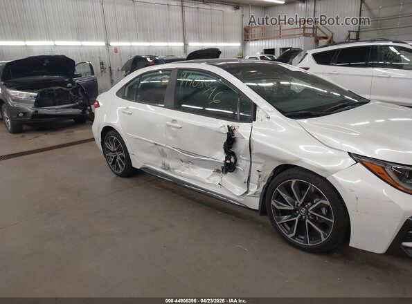 5YFP4MCE4NP122567 2022 TOYOTA LL White Front view