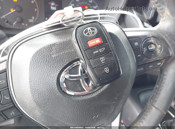 5YFS4MCE1SP228948 2025 TOYOTA LL Silver 