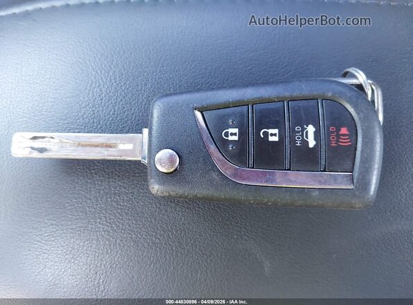 5YFS4MCE4NP101096 2022 TOYOTA LL Navy Widok deski rozdzielczej