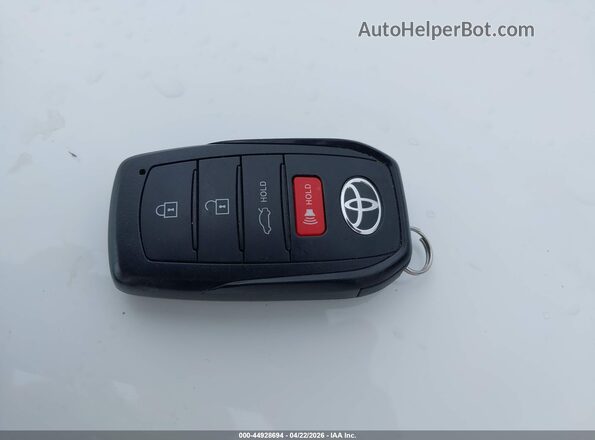 5YFS4MCE7RP183296 2024 TOYOTA LL White Առջևի վահանակի տեսք