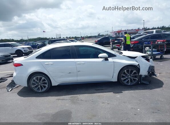 5YFS4MCE8NP115681 2022 TOYOTA LL White 360 interior view