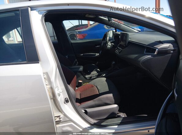 5YFS4MCEXRP181736 2024 TOYOTA LL Silver Вид салону спереду