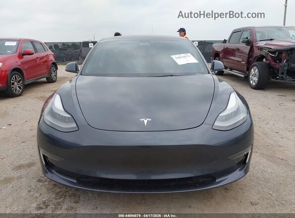 5YJ3E1EB0MF087792 2021 TESLA MODEL 3 Gray Widok wnętrza z tyłu