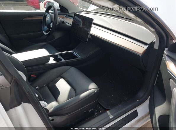 5YJ3E1EB2NF172215 2022 TESLA MODEL 3 White წინა სალონის ხედი