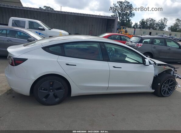 5YJ3E1EB2NF172215 2022 TESLA MODEL 3 White უკანა სალონის ხედი