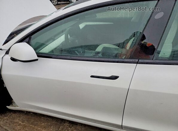 5YJ3E1EB2NF248368 2022 TESLA MODEL White წინა სალონის ხედი