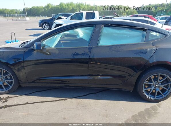 5YJ3E1EB3NF185040 2022 TESLA MODEL 3 Black Vista interior trasera