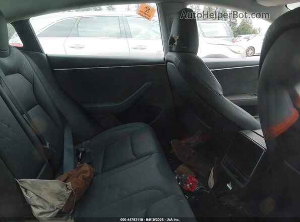 5YJ3E1EB3RF718722 2024 TESLA MODEL 3 Gray Widok naklejki z numerem VIN