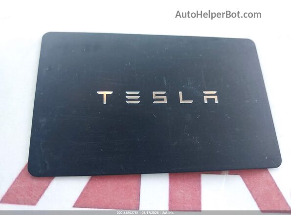 5YJ3E1EB3RF843249 2024 TESLA MODEL 3 Red წინა პანელის ხედი