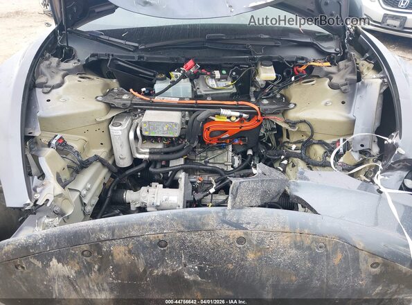 5YJ3E1EB4NF338105 2022 TESLA MODEL 3 Серебряный Вид сзади