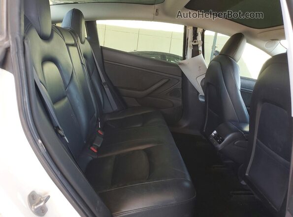 5YJ3E1EB5KF512341 2019 TESLA MODEL White Vista de los asientos traseros
