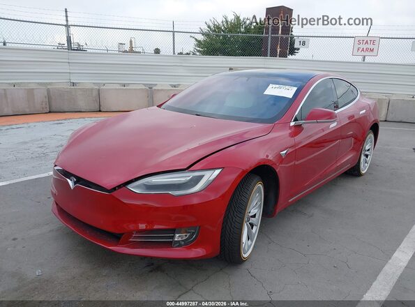 5YJSA1E41LF350623 2020 TESLA MODEL S Red Widok z przodu