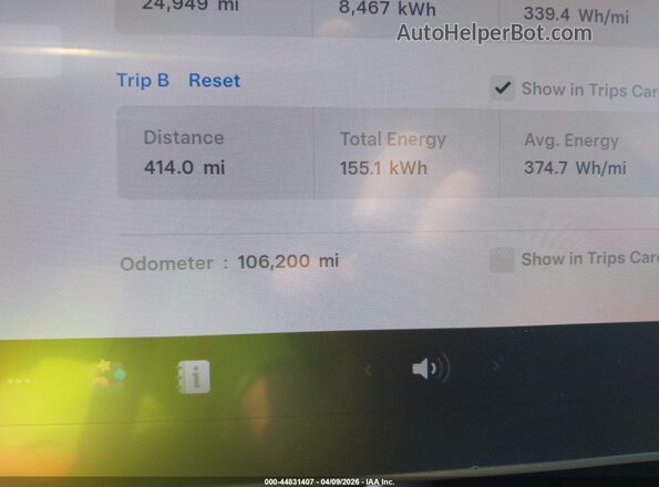 5YJYGDEE1MF083682 2021 TESLA MODEL Y Red Widok tylnych siedzeń