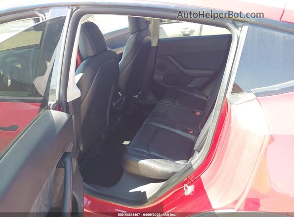 5YJYGDEE1MF083682 2021 TESLA MODEL Y Red Widok naklejki z numerem VIN
