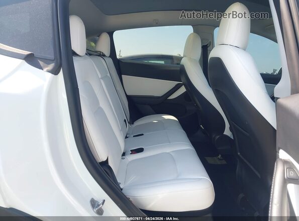 5YJYGDEE5MF240520 2021 TESLA MODEL Y White 