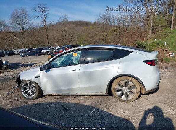 5YJYGDEE6LF035965 2020 TESLA MODEL Y White Vista interior de 360 grados