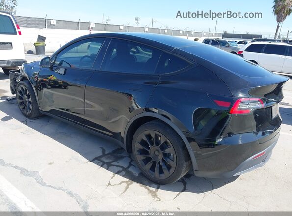 5YJYGDEE9MF073594 2021 TESLA MODEL Y Black Rear left