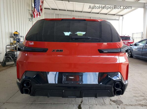 5YM23CS04P9R58392 2023 BMW XM Red Вид ззаду