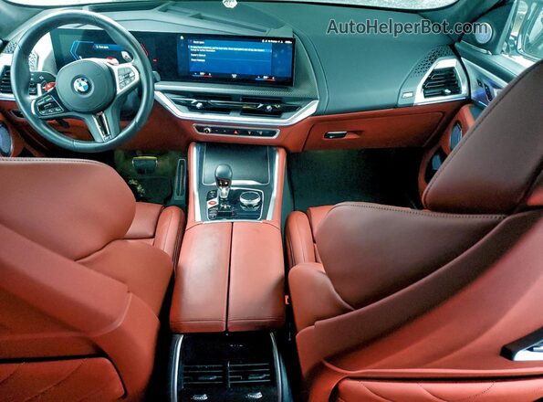 5YM23CS08P9S69925 2023 BMW XM White წინა პანელის ხედი