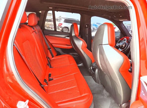 5YMTS0C02M9F29612 2021 BMW X3 Red Вид задніх сидінь