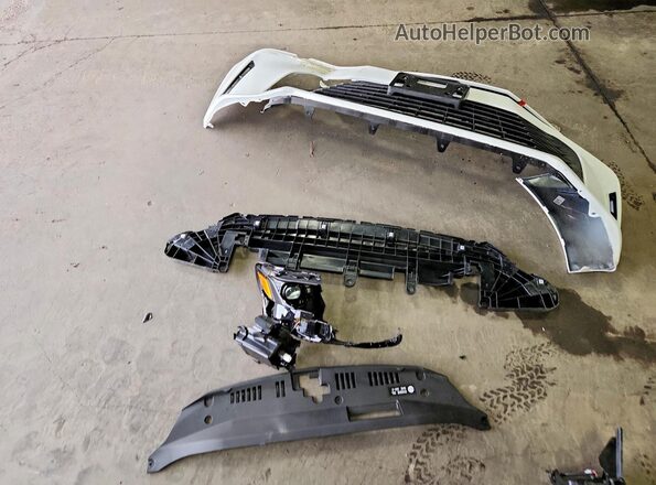 4T1DAACK8TU272970 2026 TOYOTA LE White 