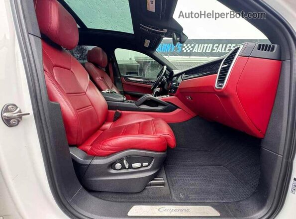 WP1AA2AY6KDA03660 2019 PORSCHE CAYENNE White 