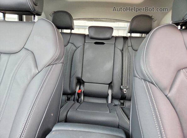 WA1EAAFY1R2087859 2024 AUDI Q5 White 