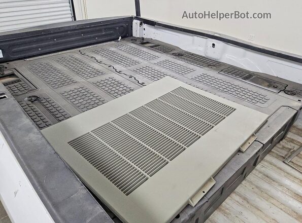 3C6JR6DT7LG232040 2020 RAM 1500 White 