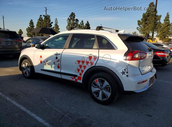 KNDCB3LC2K5284266 2019 KIA NIRO White Задня права чверть