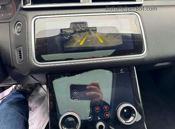 SALYB2RN2JA713834 2018 LAND ROVER RANGE ROVER Black Widok zestawu wskaźników