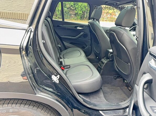 WBXJG9C08L5R31713 2020 BMW X1 Black 
