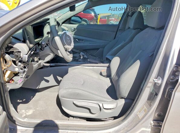 KMHLL4DG3SU948631 2025 HYUNDAI ELANTRA Серый Вид панели приборов