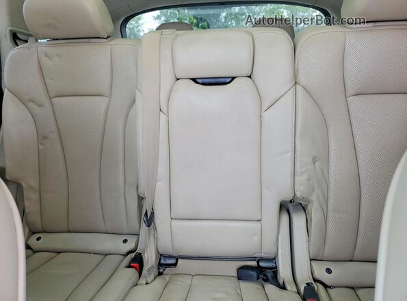 WA1LHAF74HD039737 2017 AUDI Q7 Белый Вид задней части салона
