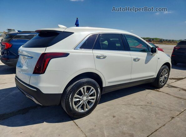 1GYKNCR45MZ108644 2021 CADILLAC XT5 White 