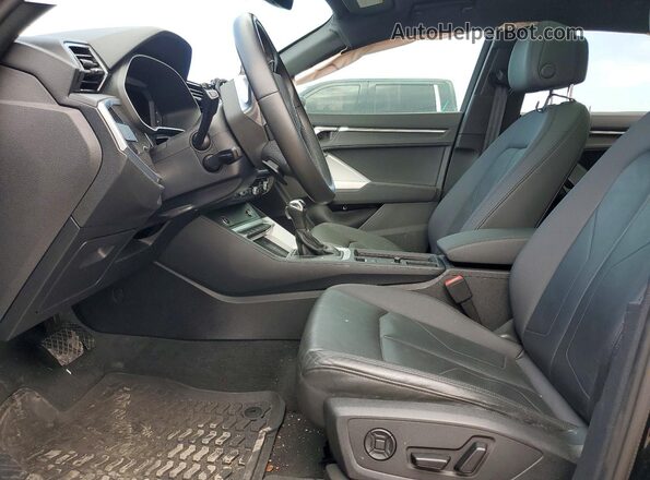 WA1DECF3XM1139908 2021 AUDI Q3 Black Vista del salpicadero
